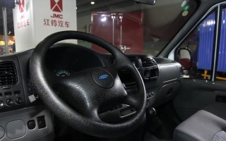 江铃全顺右转向灯不闪怎么办？如何快速解决？