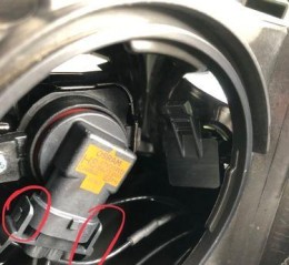 奥迪A3转向灯闪五下常见问题及解决方法？