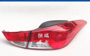 如何更换15年现代朗动前转向灯（详细教程及注意事项）