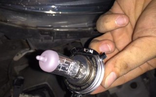 如何更换日产阳光档位防尘套（教你简单操作）