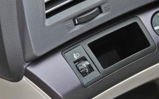 比亚迪e6的档位使用指南（了解比亚迪e6的档位设置和使用方法）