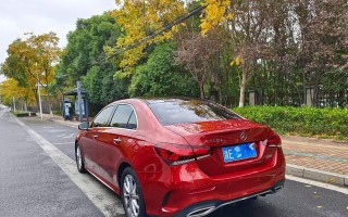 奔驰A级改装转向灯红色效果如何？常见问题有哪些？
