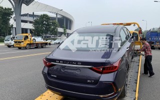 北汽新能源eu7动能回收时刹车灯亮起的原因是什么？