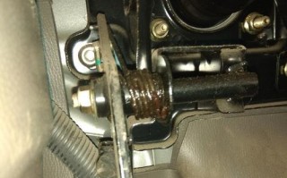 五菱荣光转向灯更换教程？需要哪些工具？