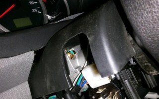 揭秘五菱宏光转向灯开关总成的拆卸奥秘（拆卸技巧让你轻松修理你的转向灯开关）