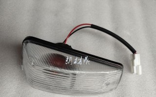 东风天龙左转向灯小灯同步闪烁吗？故障排除方法是什么？