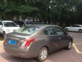 13款日产阳光后转向灯外壳的价格是多少？购买时需要注意什么？