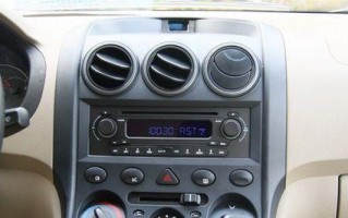 五菱宏光双闪灯不亮的问题解析（转向灯失效导致的安全隐患及解决方案）