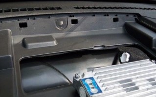 比亚迪S7转向灯条更换需要多少钱？步骤是什么？