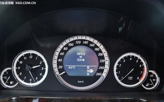 奔驰e300转向灯不工作怎么办？可能的原因和解决方法是什么？