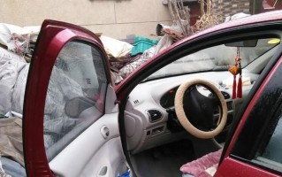 标致206右转向灯故障怎么办？如何解决只闪3下问题？