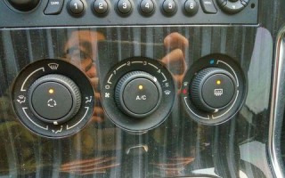 解析标致3008流水转向灯的设计与功能（全新科技点亮未来驾驶体验）