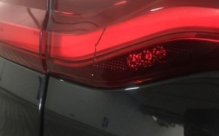 奥迪q3流水尾灯转向灯多少钱一个？更换流程是怎样的？
