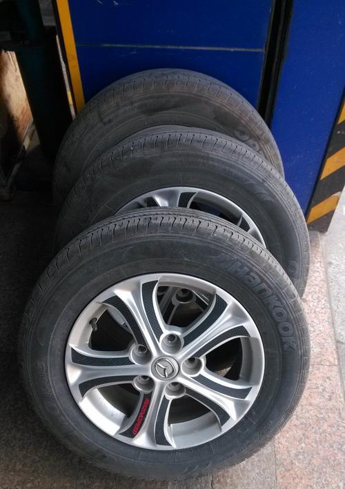 探索马自达轮胎型号及其特点（解析马自达轮胎型号的关键特征和适用场景）-第3张图片-驰速用车