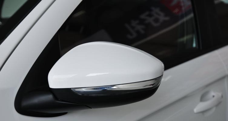标致301转向灯更换方法是什么？需要多长时间？-第3张图片-驰速用车