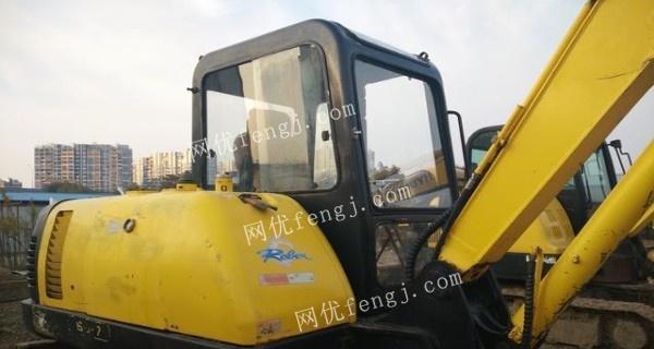 现代130挖掘机参数是什么？如何查询详细规格信息？-第2张图片-驰速用车