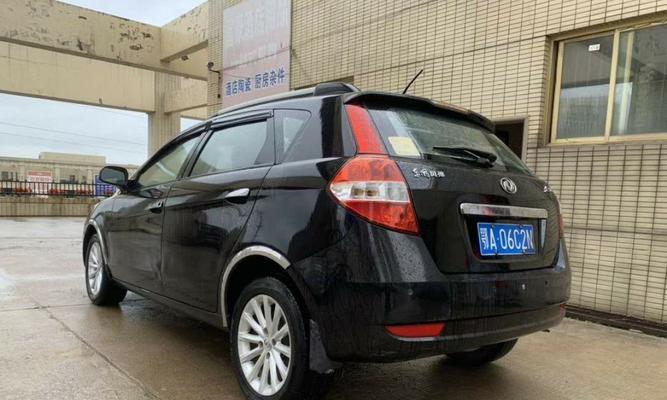 东风风神h30后视镜左转向灯不亮怎么办？如何更换？-第2张图片-驰速用车