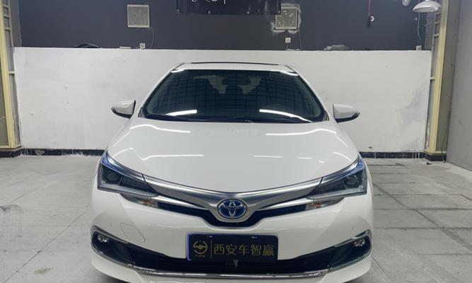 更换丰田卡罗拉双擎刹车灯需要几步？更换后如何测试效果？-第2张图片-驰速用车
