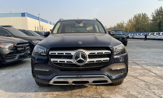 2021款奔驰gls63amg参数有哪些？性能特点是什么？-第3张图片-驰速用车