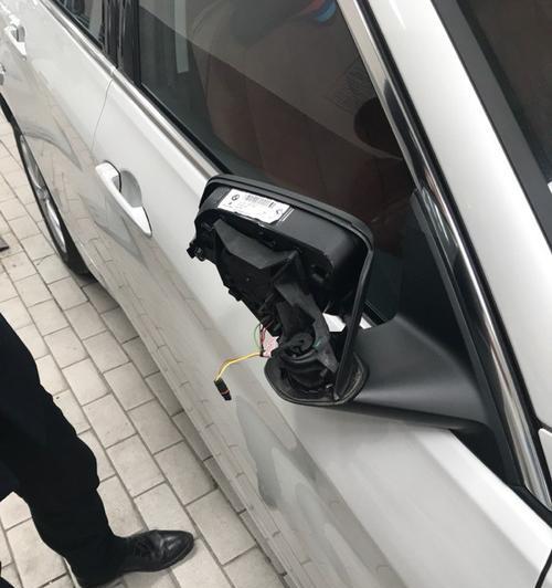 宝马转向灯不回位怎么办？常见原因及解决方法是什么？-第2张图片-驰速用车