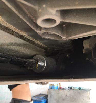 变速箱油过量的症状及处理方法（多余变速箱油导致的问题及解决方案）-第3张图片-驰速用车