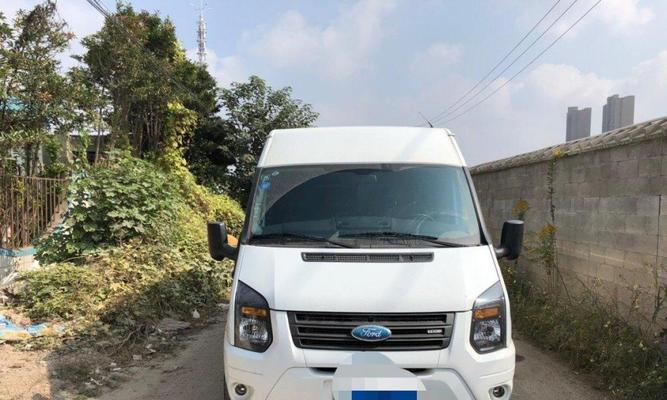 江铃全顺6座，豪华家用MPV之选（宽敞舒适的乘坐空间）-第2张图片-驰速用车