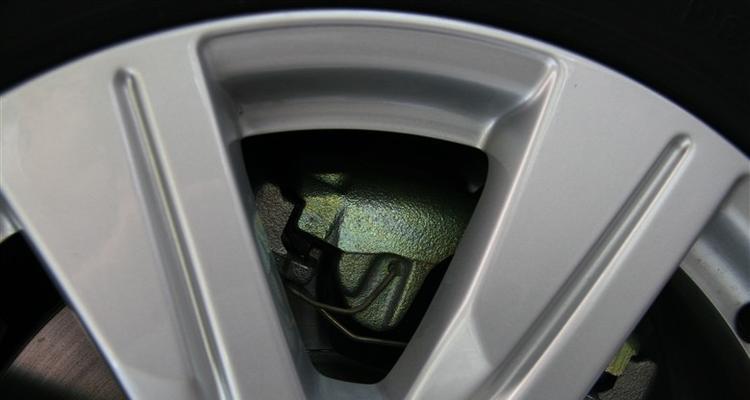 奥迪A6L转向灯常见问题及解决方法？-第1张图片-驰速用车