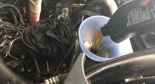 手动挡变速箱油更换周期是多久？如何判断是否需要更换？-第1张图片-驰速用车