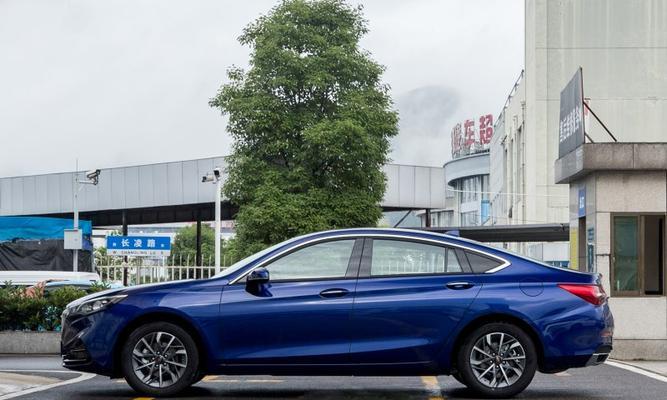 红旗2022款h5的转向灯是流水灯吗？如何辨别流水灯功能？-第2张图片-驰速用车