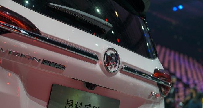 别克昂科威plus五座版转向灯怎么更换？常见问题有哪些？-第2张图片-驰速用车