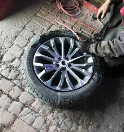 轮胎补胎价格一览，你需要知道的关键信息（了解轮胎补胎价格的因素和影响因素）-第3张图片-驰速用车