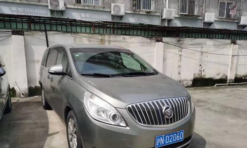 别克GL8转向灯双跳不亮的原因及解决方法（解析转向灯双跳不亮的故障原因和修复措施）-第3张图片-驰速用车
