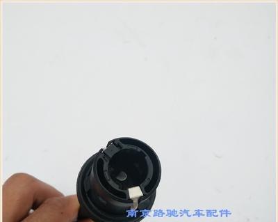荣威550更换电瓶后转向灯失灵的原因及解决方法（探究更换电瓶后转向灯失灵的可能原因）-第3张图片-驰速用车