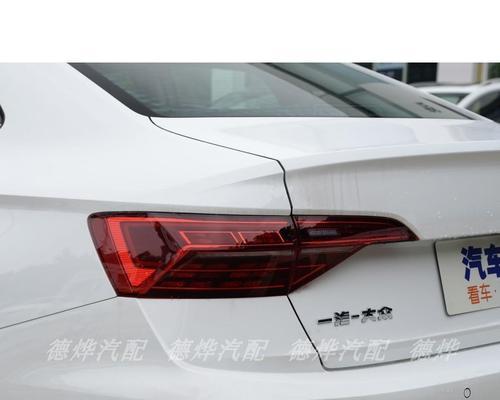 拆解14年大众捷达转向灯光开关的步骤和方法（探索大众捷达转向灯光开关的内部构造与拆卸技巧）-第1张图片-驰速用车