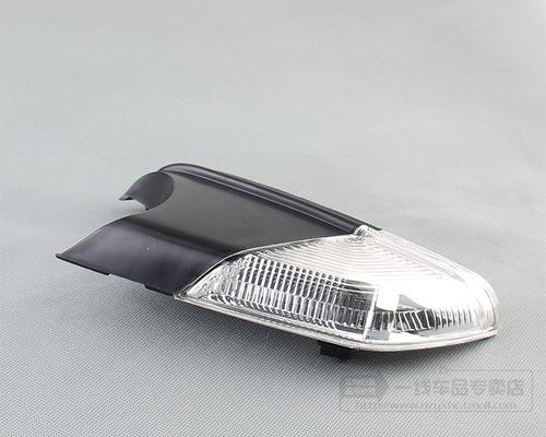 探究08年大众Polo右边转向灯持续亮起的原因及解决方法-第1张图片-驰速用车