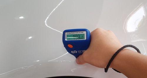 如何正确拆装路虎神行者叶子板转向灯（简单易学的操作步骤）-第1张图片-驰速用车