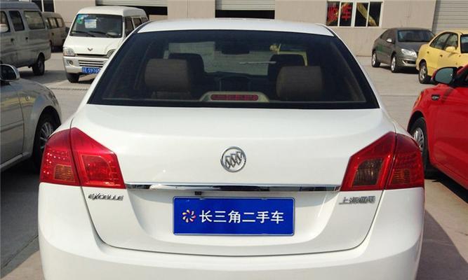 别克2014凯越侧面转向灯不亮怎么办？更换方法是什么？-第3张图片-驰速用车