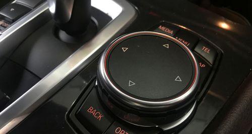 宝马5系打转向灯时发出声音是正常现象吗？-第3张图片-驰速用车