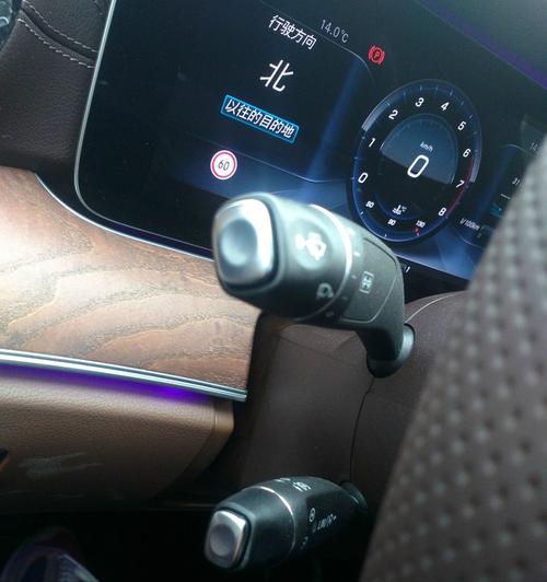 奔驰车转向灯模块故障灯亮了怎么办？如何快速解决？-第3张图片-驰速用车