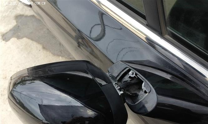 标致508反光镜转向灯拆卸教程（一步步教你如何拆卸标致508反光镜转向灯）-第2张图片-驰速用车